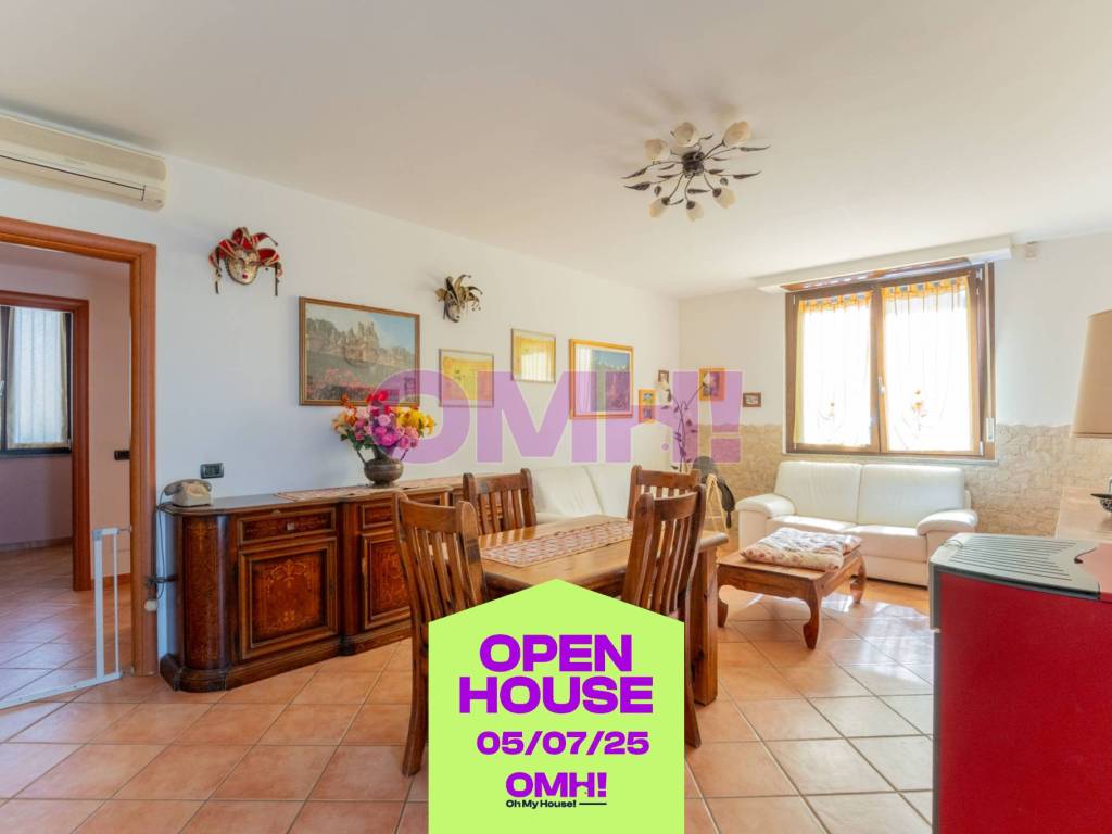 appartamento in vendita a Gallarate in zona Crenna
