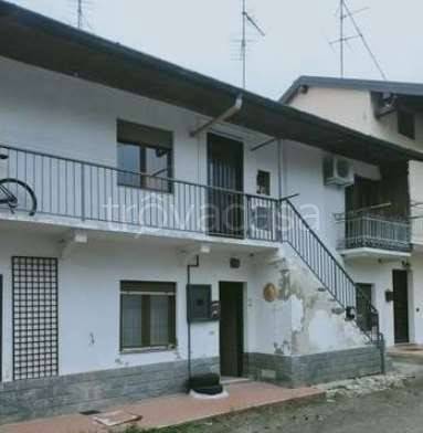 appartamento in vendita a Gallarate in zona Crenna