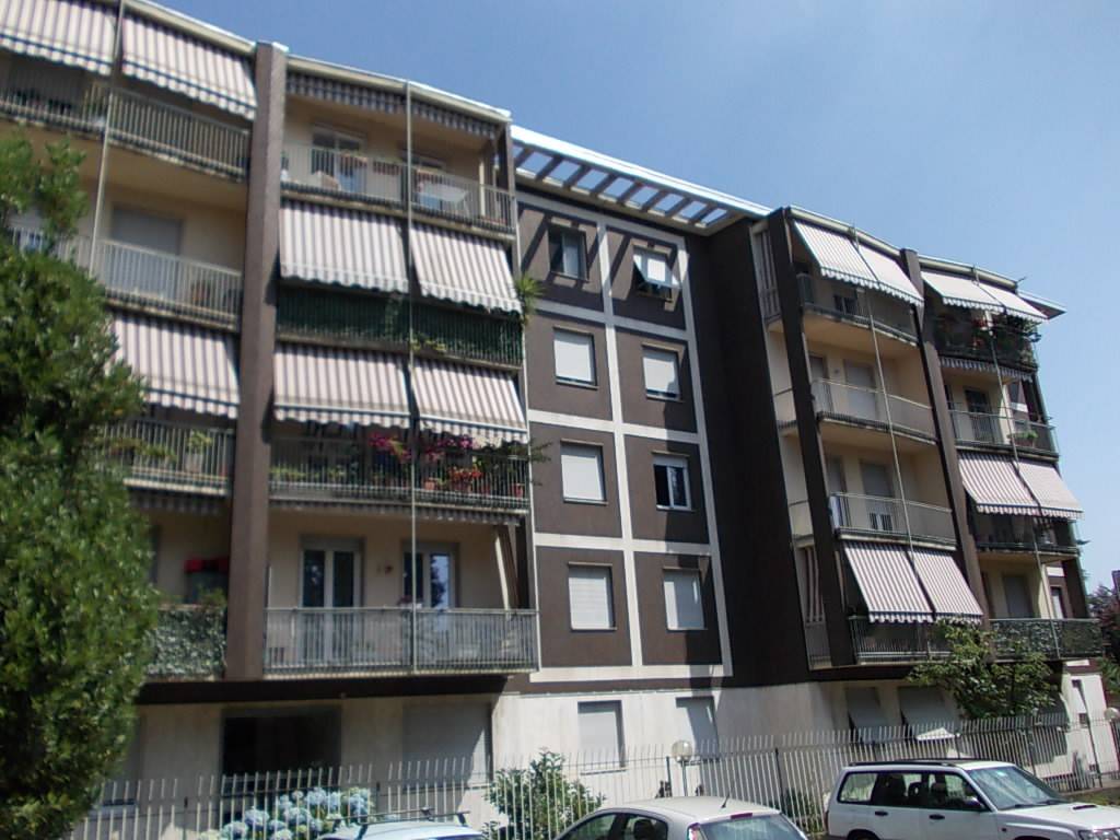 appartamento in vendita a Gallarate in zona Arnate