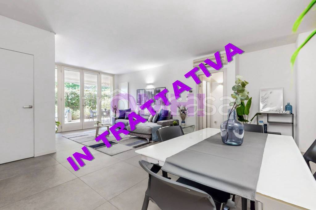 appartamento in vendita a Gallarate in zona Crenna