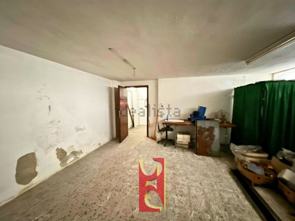 locale di sgombero in vendita a Gallarate