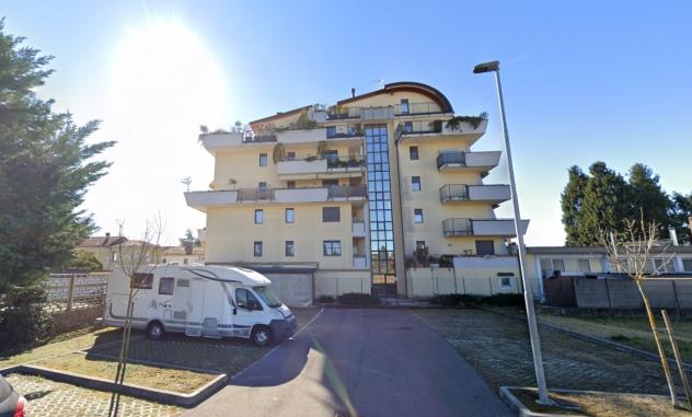 appartamento in vendita a Gallarate in zona Cascinetta