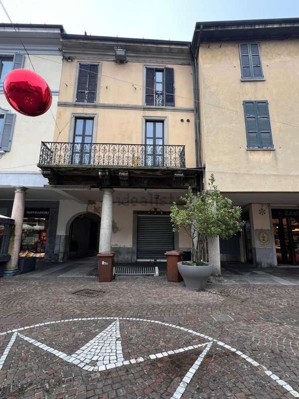 negozio in vendita a Gallarate