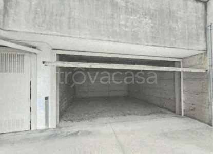 appartamento in vendita a Gallarate in zona Sciarè