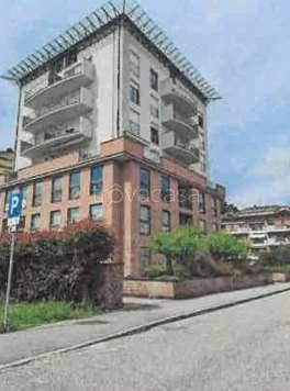 appartamento in vendita a Gallarate in zona Sciarè