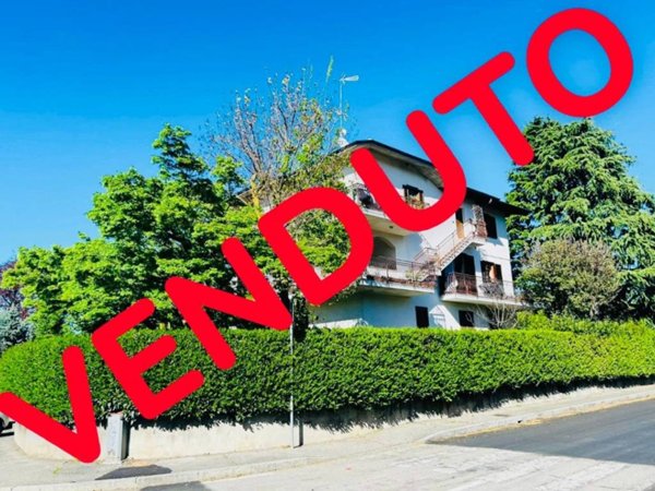 appartamento in vendita a Gallarate in zona Cascinetta
