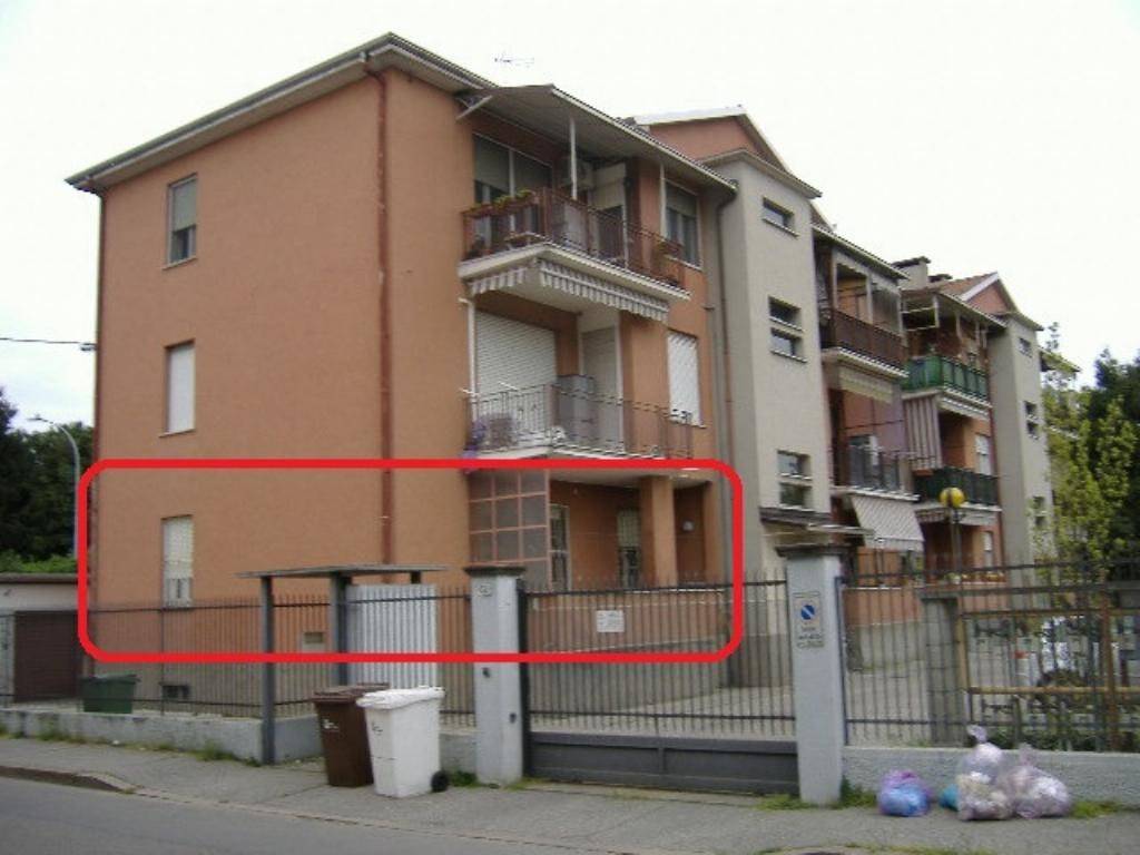 appartamento in vendita a Gallarate in zona Sciarè