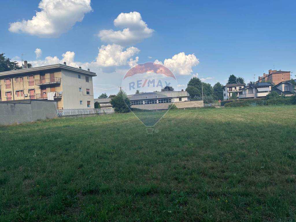 terreno edificabile in vendita a Gallarate