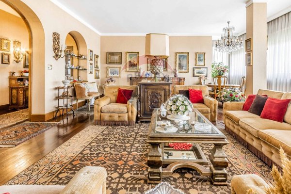 appartamento in vendita a Gallarate