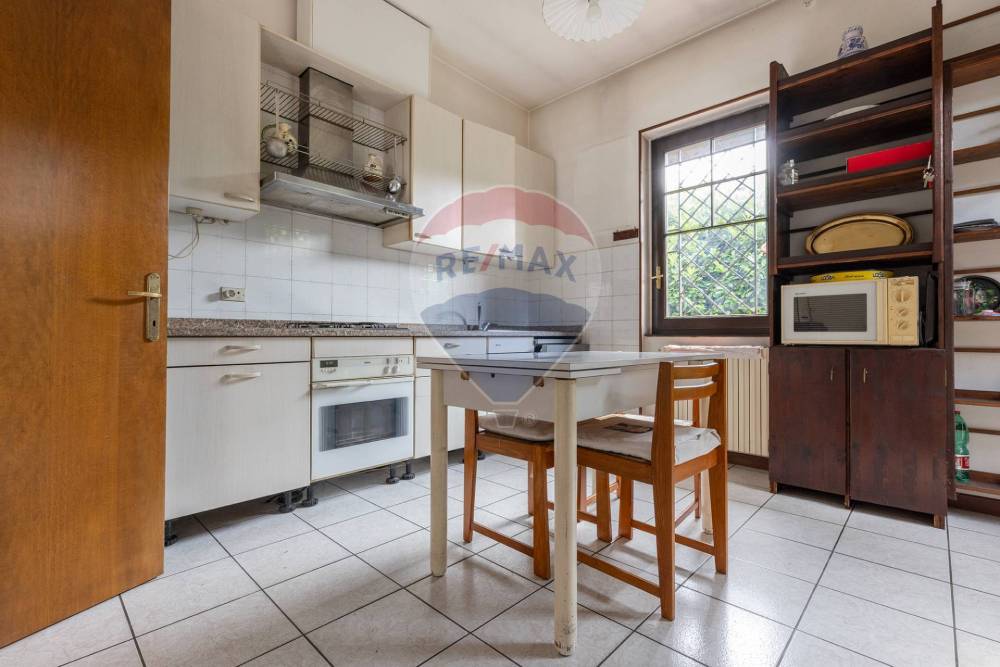 casa indipendente in vendita a Gallarate