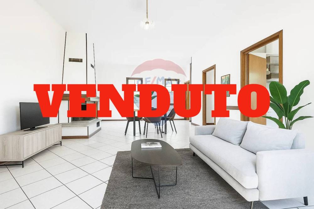 casa indipendente in vendita a Gallarate