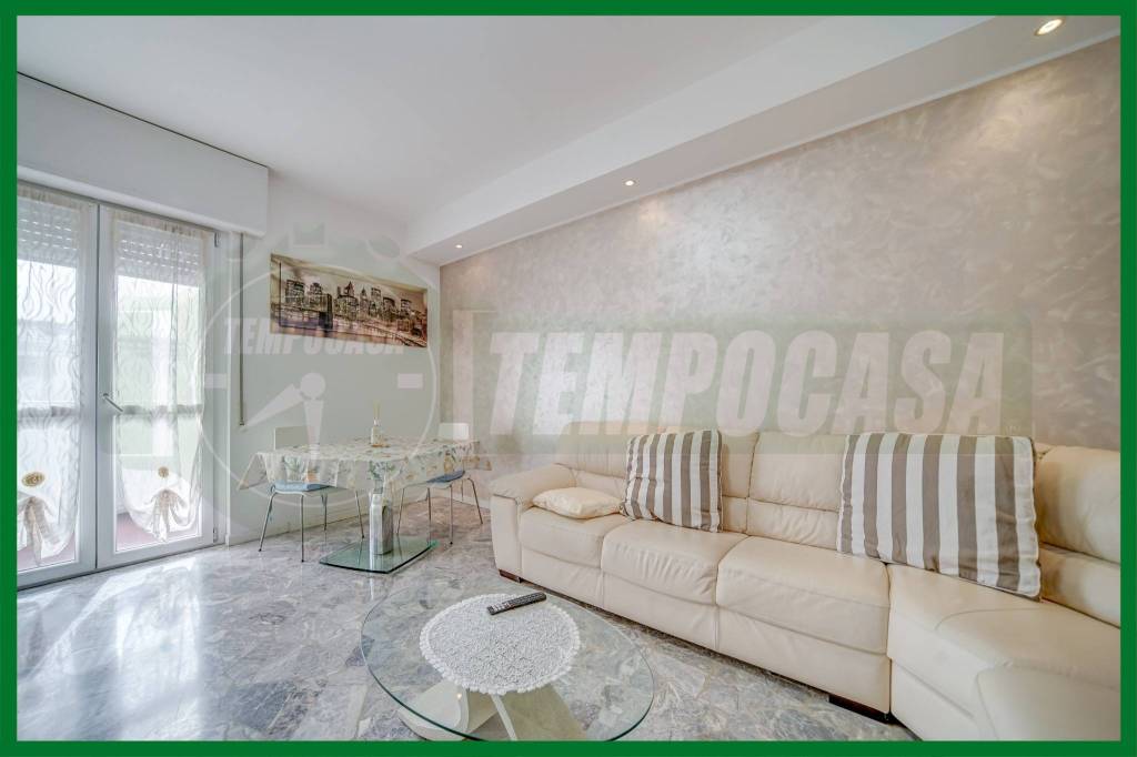 appartamento in vendita a Gallarate in zona Madonna in Campagna