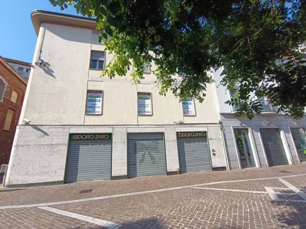 intera palazzina in vendita a Gallarate