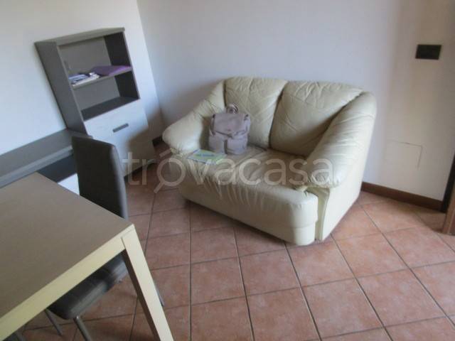 appartamento in vendita a Gallarate in zona Crenna