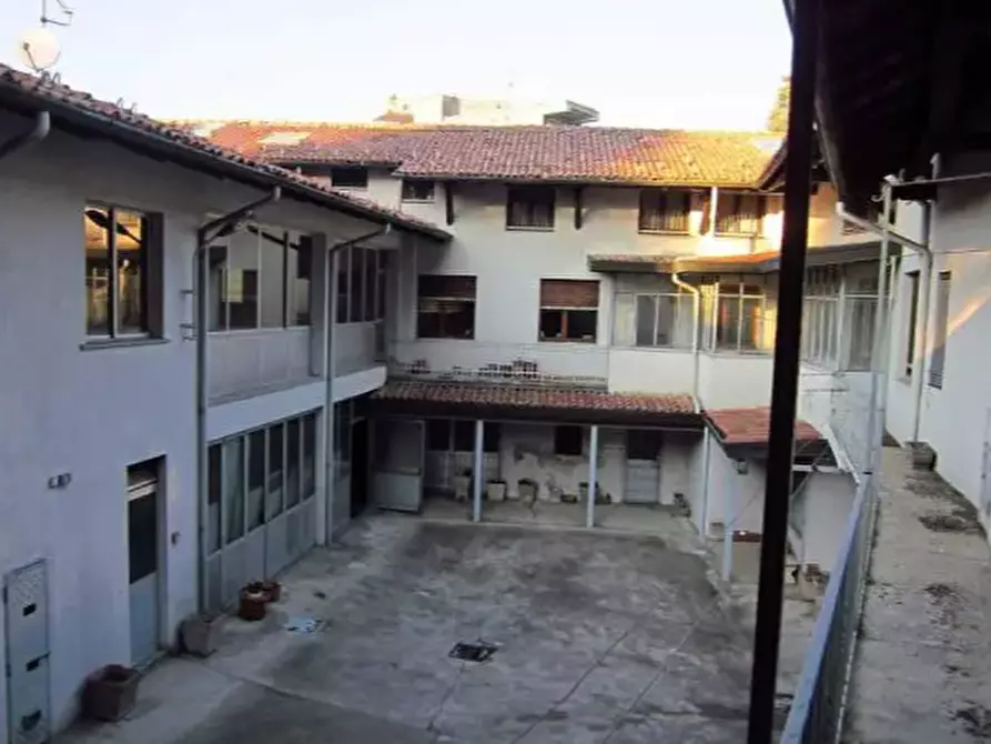 locale di sgombero in vendita a Gallarate in zona Crenna