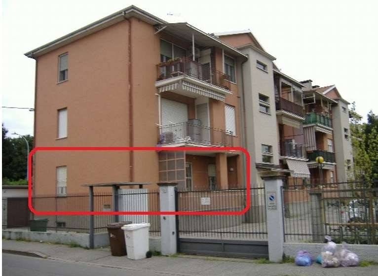 appartamento in vendita a Gallarate in zona Sciarè