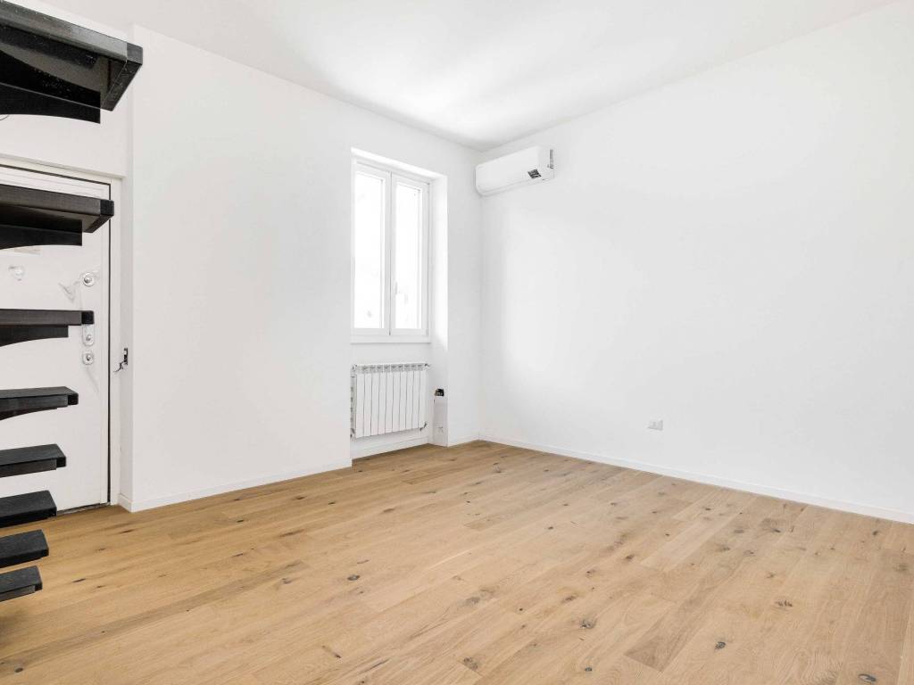 appartamento in vendita a Gallarate in zona Crenna
