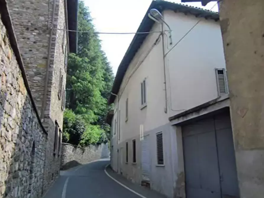 locale di sgombero in vendita a Gallarate in zona Crenna