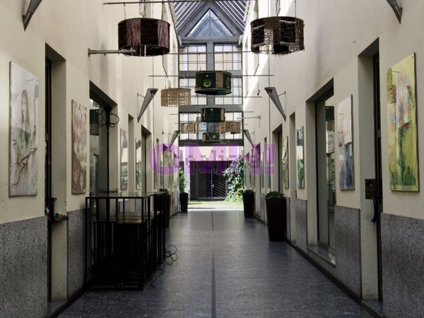 locale commerciale in vendita a Gallarate