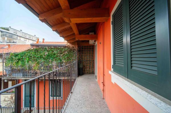 appartamento in vendita a Gallarate in zona Crenna