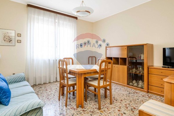 appartamento in vendita a Gallarate in zona Arnate