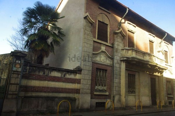 casa indipendente in vendita a Gallarate