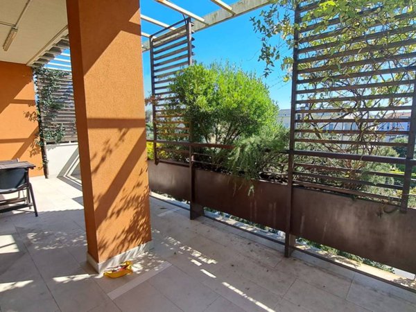 appartamento in vendita a Gallarate in zona Crenna