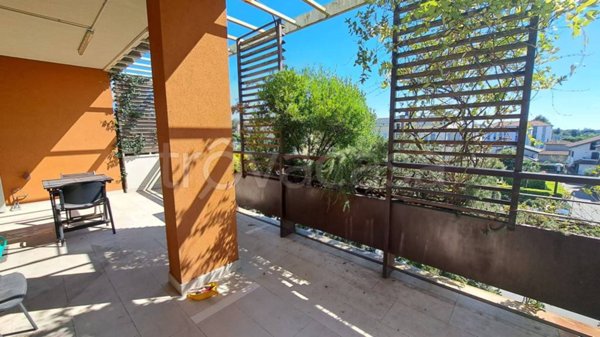 appartamento in vendita a Gallarate in zona Crenna