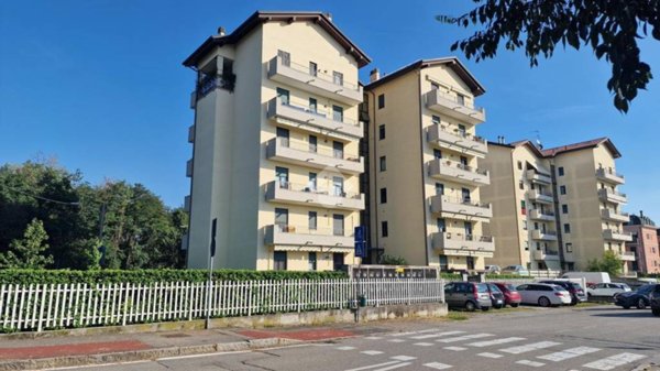 appartamento in vendita a Gallarate in zona Arnate