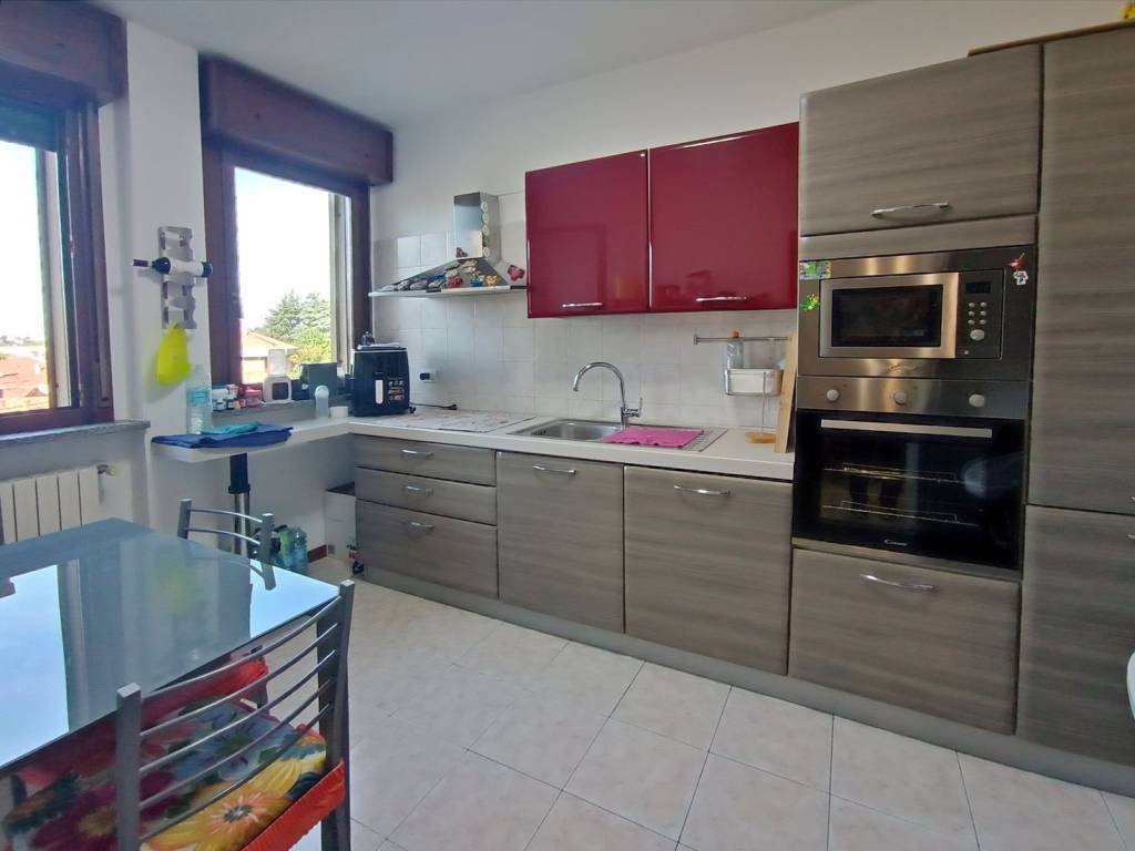 appartamento in vendita a Gallarate in zona Arnate