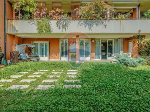 appartamento in vendita a Gallarate in zona Crenna