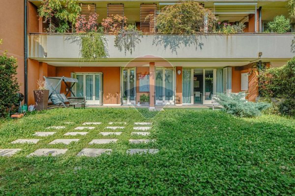 appartamento in vendita a Gallarate in zona Crenna