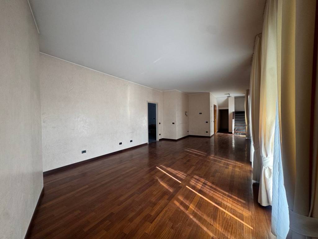 appartamento in vendita a Gallarate