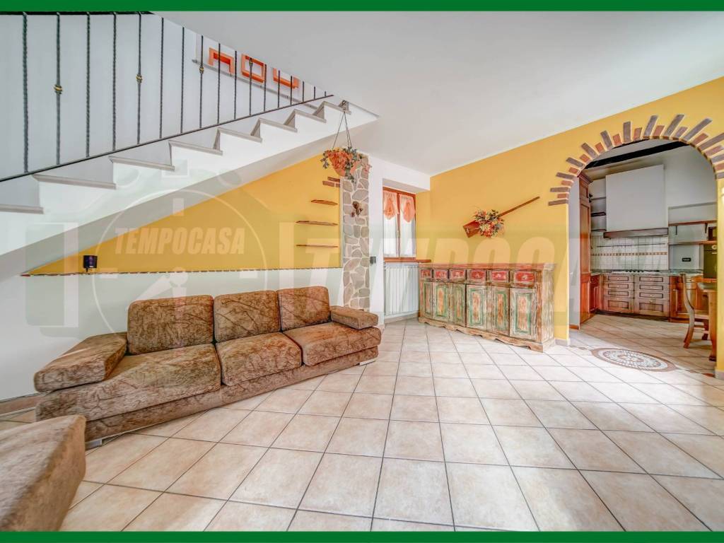 appartamento in vendita a Gallarate in zona Ronchi