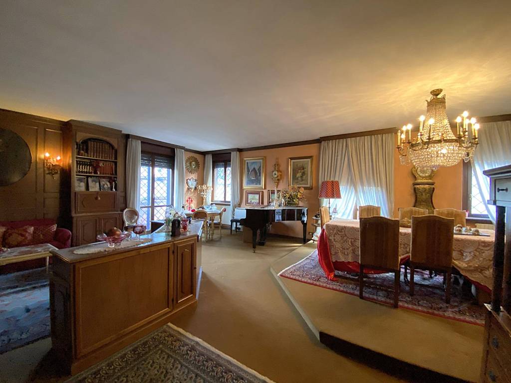 appartamento in vendita a Gallarate in zona Arnate