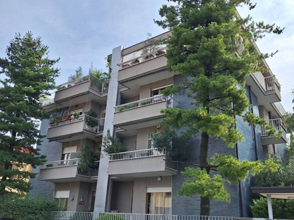 appartamento in vendita a Gallarate in zona Arnate