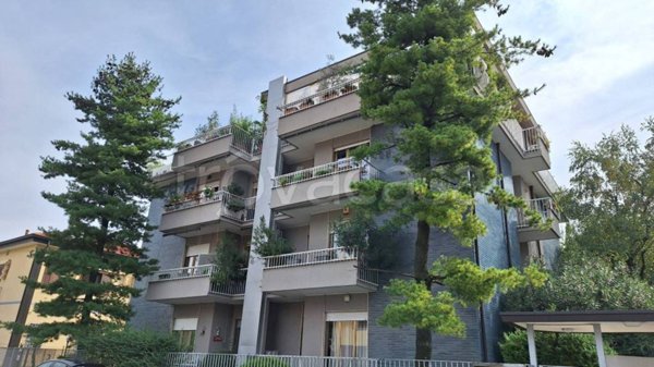 appartamento in vendita a Gallarate in zona Madonna in Campagna