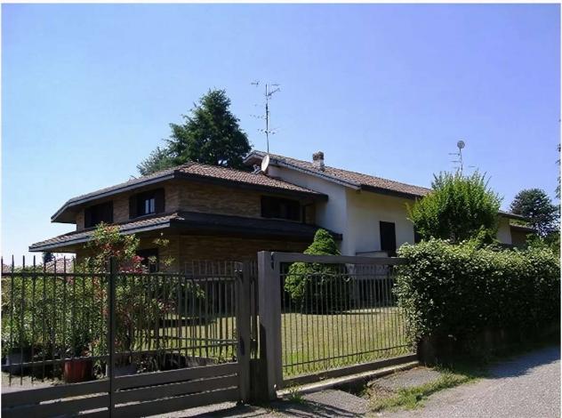 casa indipendente in vendita a Gallarate
