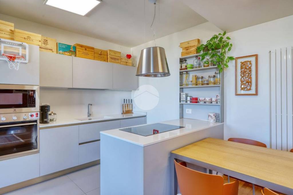 appartamento in vendita a Gallarate in zona Ronchi