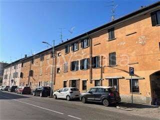 appartamento in vendita a Gallarate in zona Arnate
