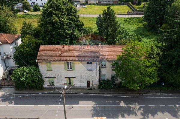 casa indipendente in vendita a Gallarate