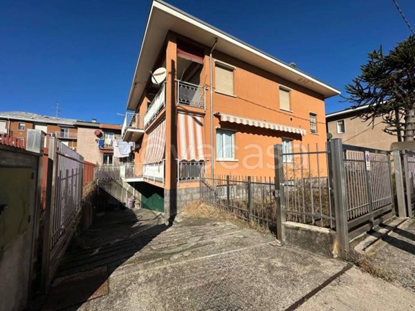 appartamento in vendita a Gallarate in zona Cascinetta