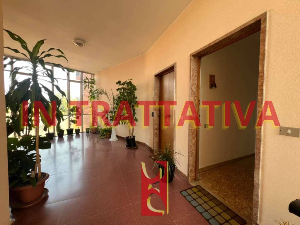 appartamento in vendita a Gallarate in zona Madonna in Campagna