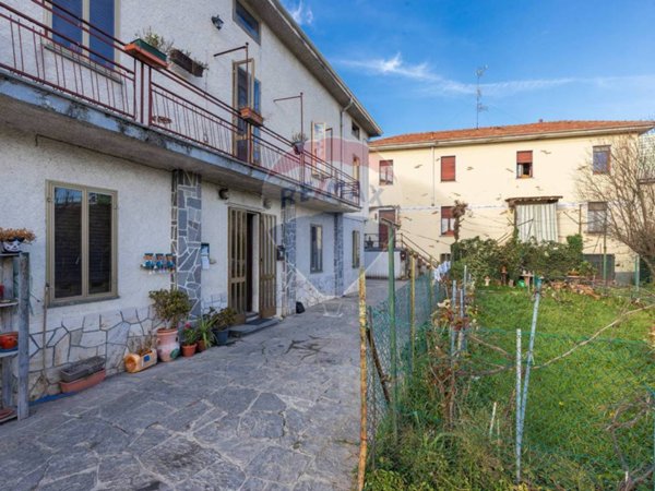 casa indipendente in vendita a Gallarate