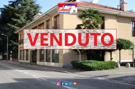 ufficio in vendita a Gallarate in zona Arnate