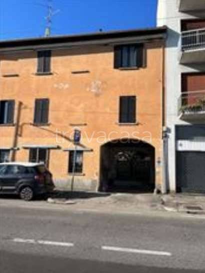 appartamento in vendita a Gallarate in zona Arnate