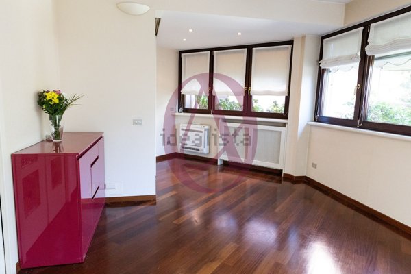 casa indipendente in vendita a Gallarate in zona Ronchi