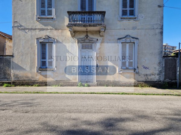 appartamento in vendita a Gallarate