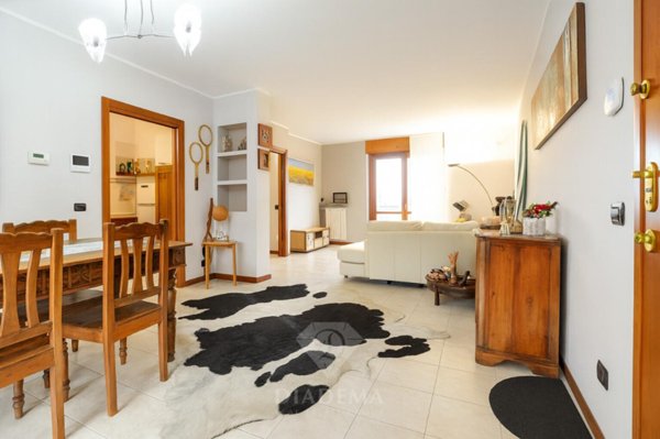 appartamento in vendita a Gallarate in zona Ronchi