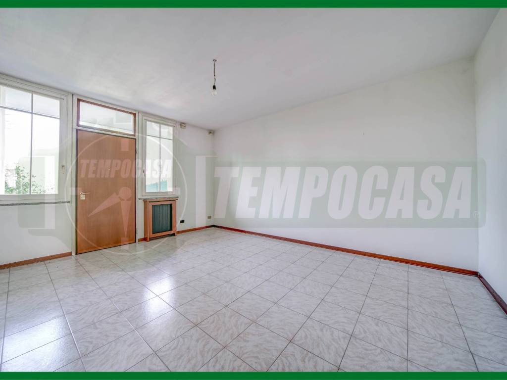 casa indipendente in vendita a Gallarate